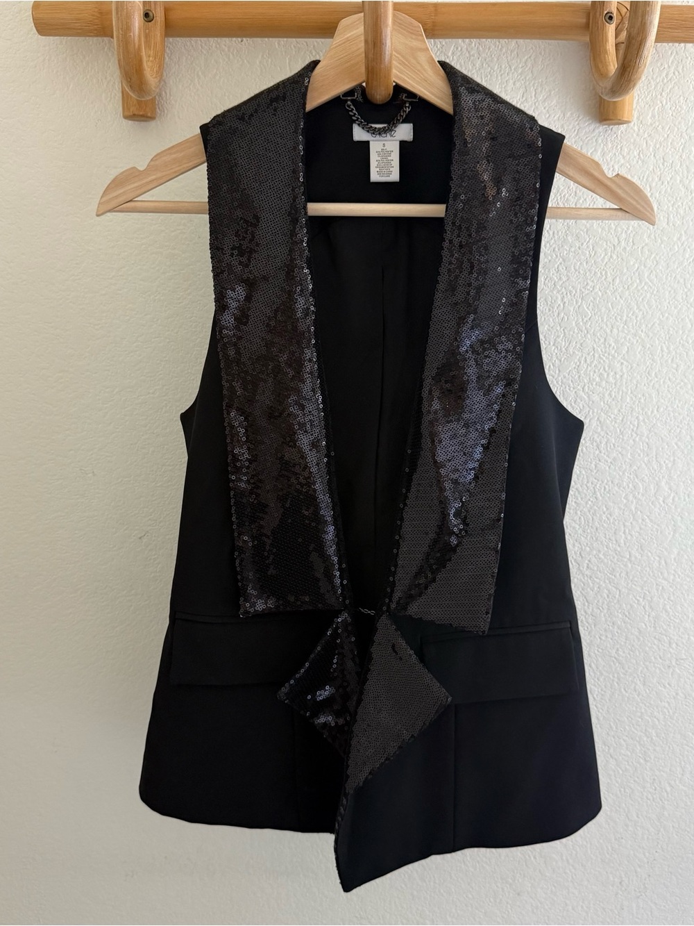 Cache 90s chic black sequin vest Size S glamour party